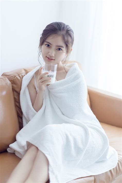 饶雪漫系列短剧《不一样的她》首部剧集黟县开机 超强阵容首次曝光	